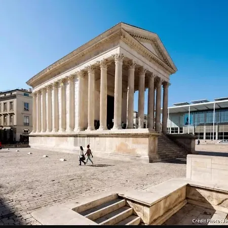 T3 Terrasse Calme Proche Centre * Nimes