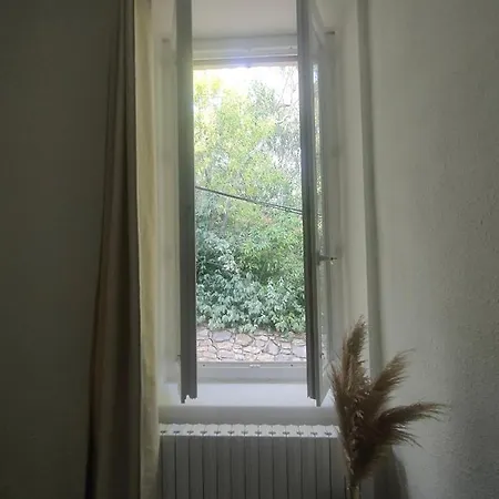 T3 Terrasse Calme Proche Centre Apartment *