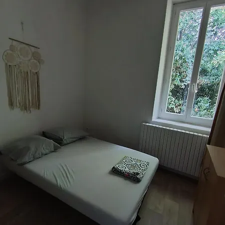 T3 Terrasse Calme Proche Centre