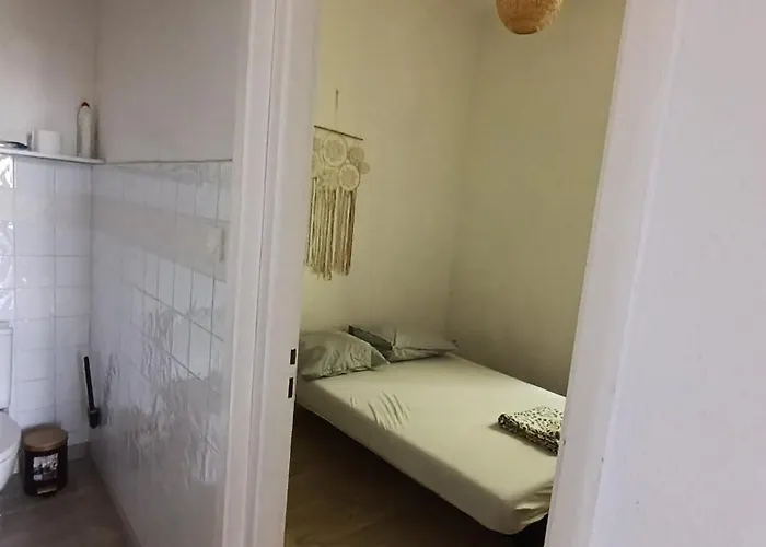 T3 Terrasse Calme Proche Centre شقة نيم